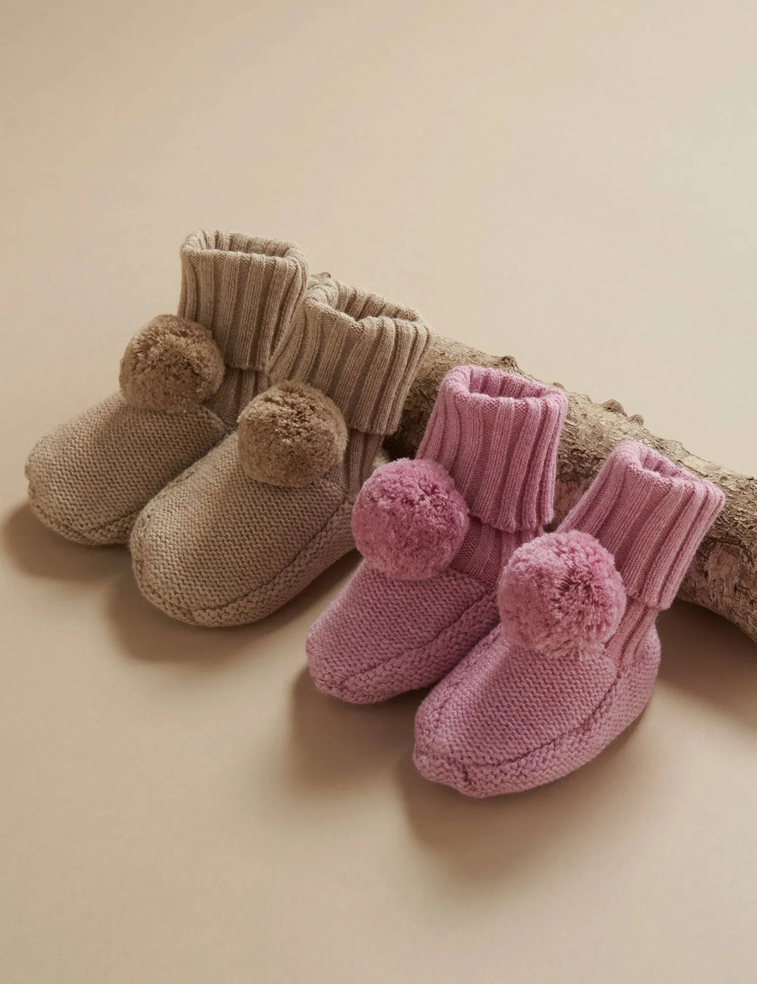 Biscuit Pom Pom Bootie